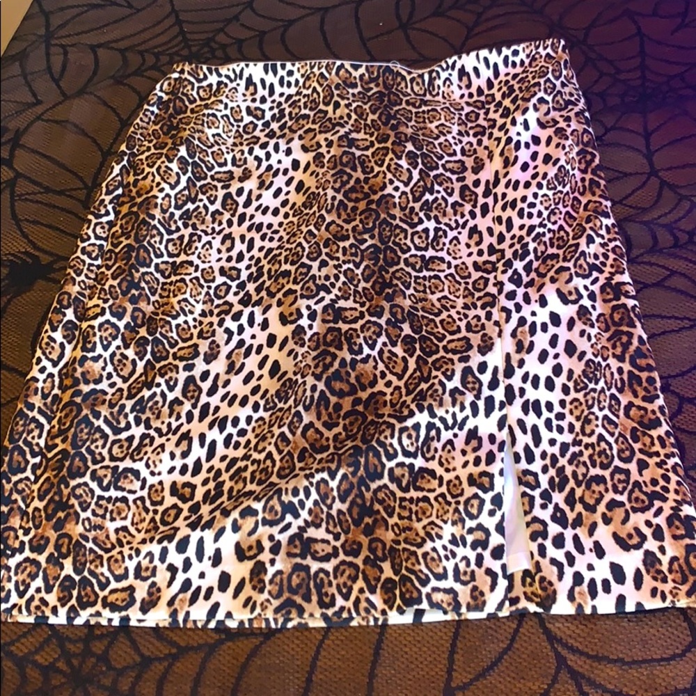 White House Black Market Leopard Print Midi Skirt